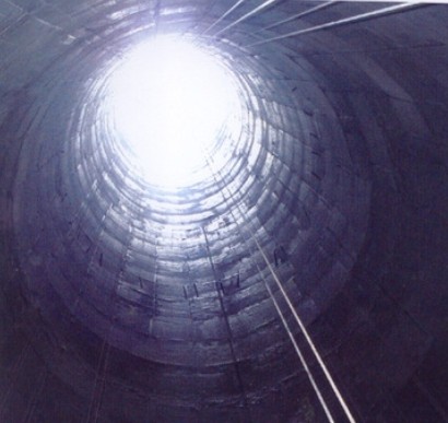 煙囪內(nèi)壁固斯特防腐材料施工